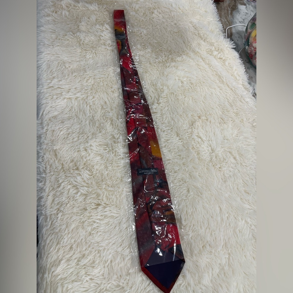 Elegant Red and Black Tie